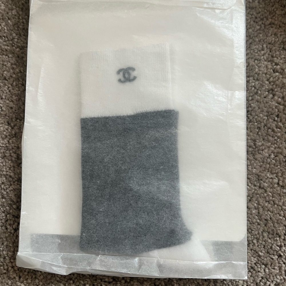 Chanel 25K socks size medium black white cc logo - Picture 4 of 6